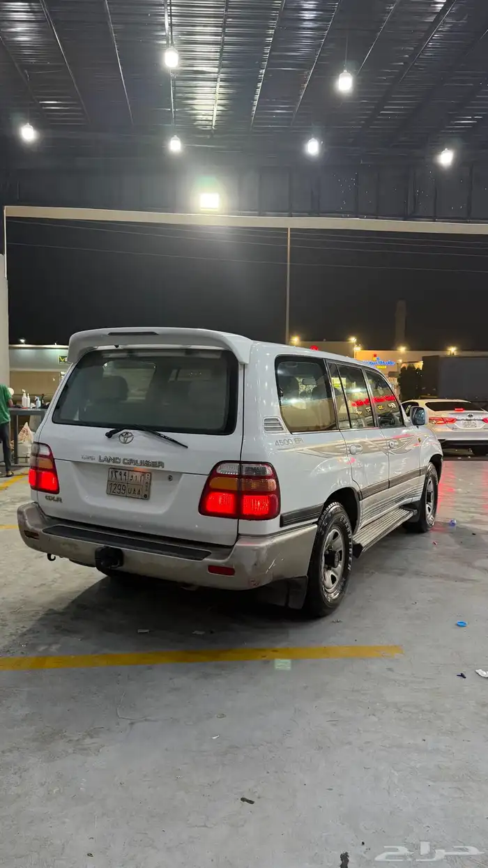 لاندكروزر 2002 GXR 5