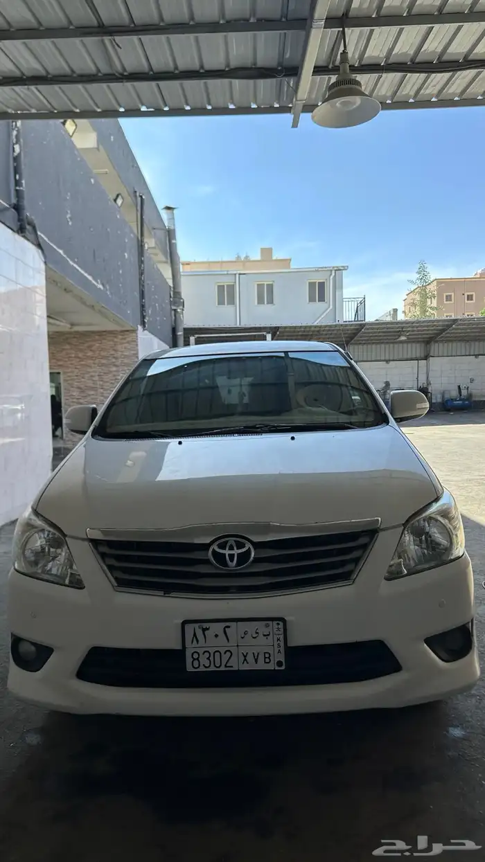 انوفا 2013نظيفة جدا 1