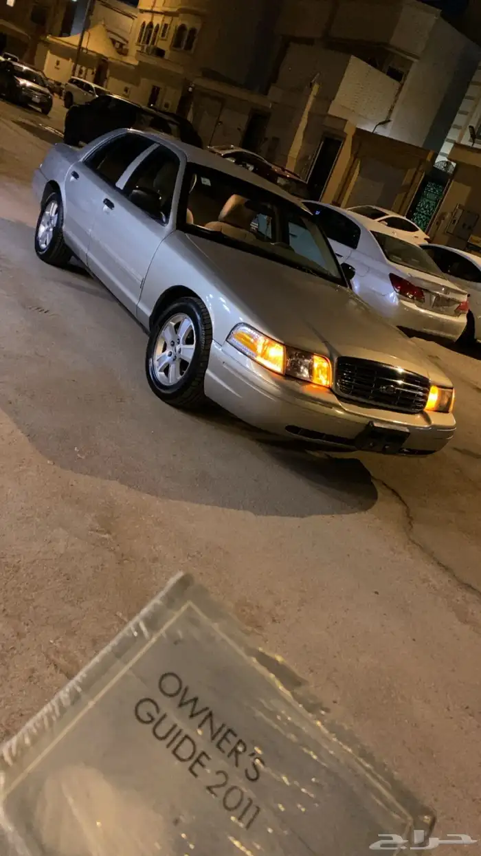 فورد كراون فكتوريا للبدل فقط . 5