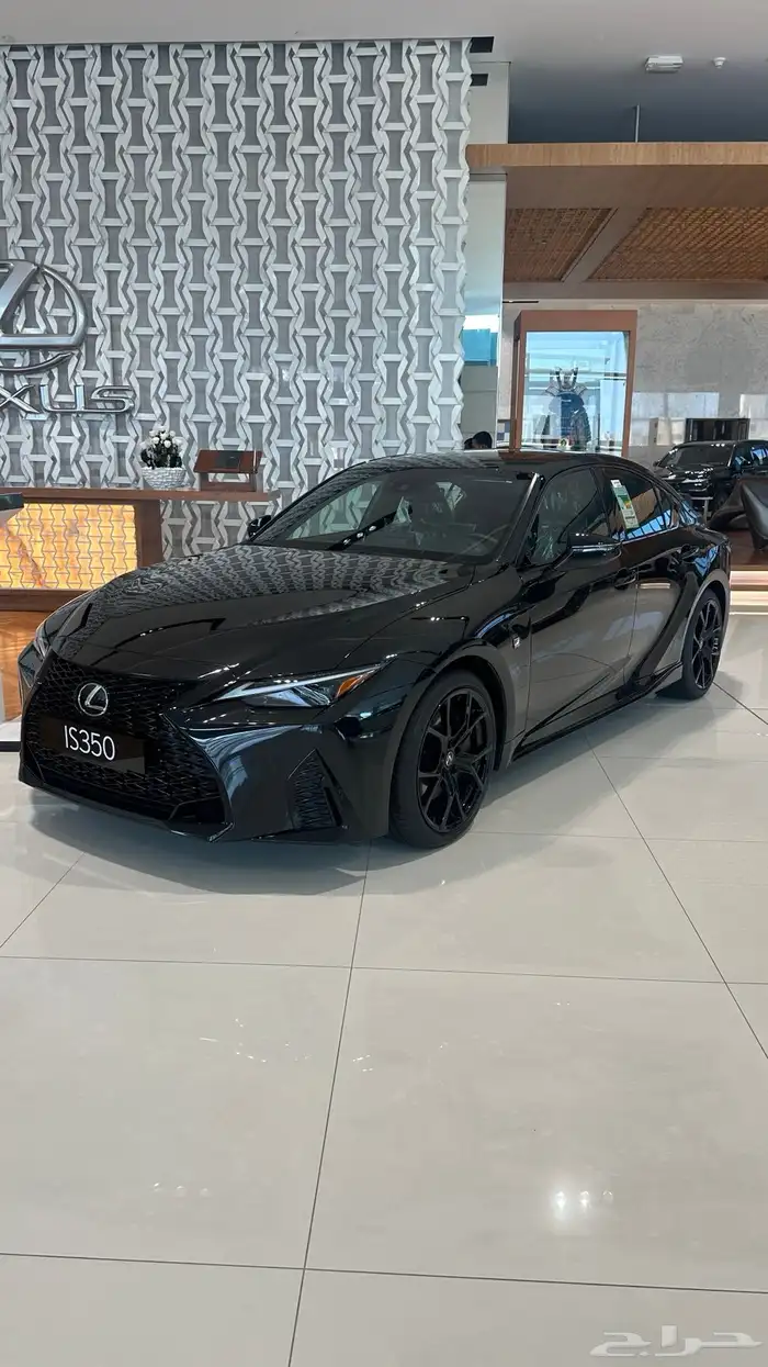 لكزس is350f 2025 بلاك ادشن 1