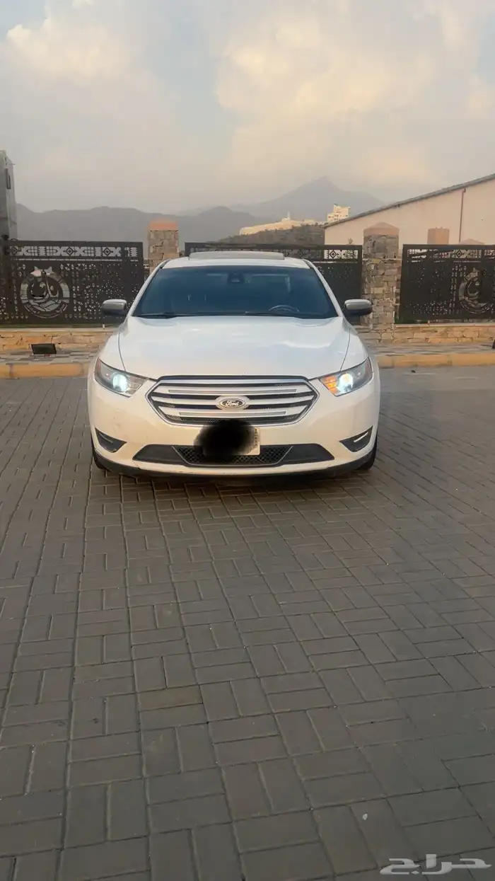 فورد توروس ليمتد 2014 21