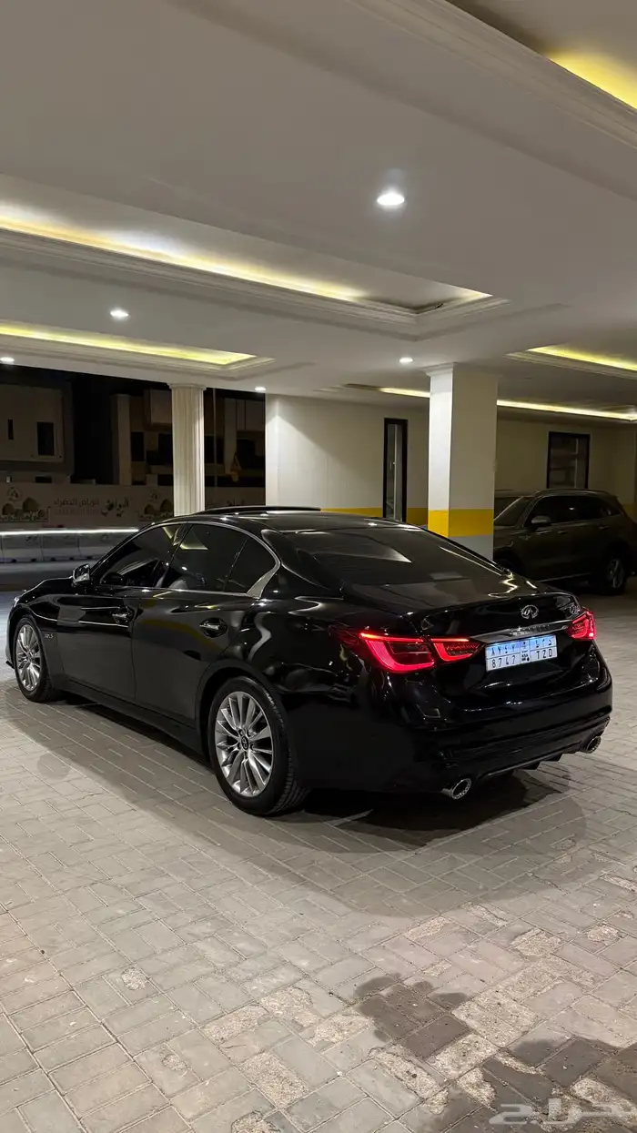 انفنتي Q50 2020 اسود ملكي 13
