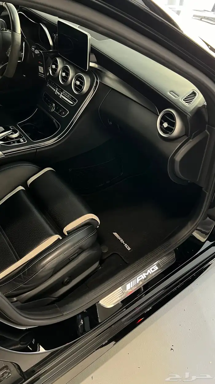 مرسيدس C63s 10