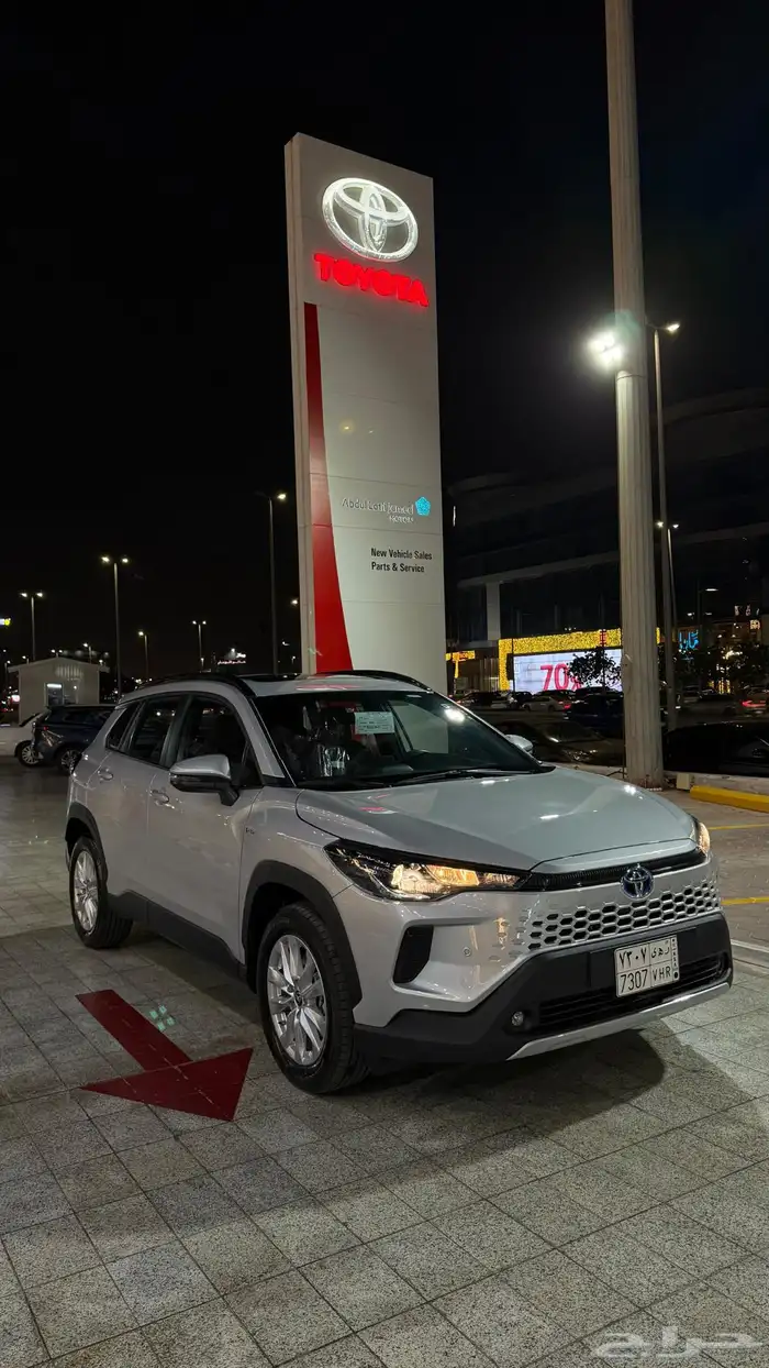 Lease Transfer   Toyota Corolla Cross 2025 XLE HEV 2