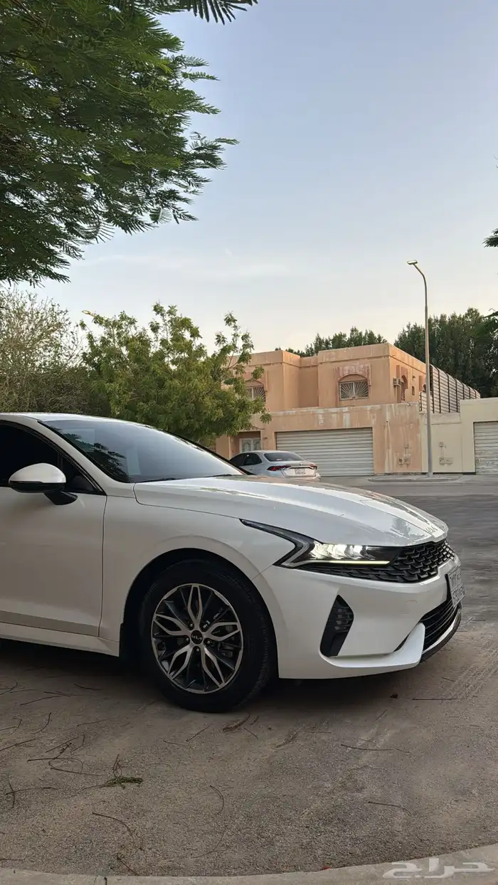 KIA K5   2023 16