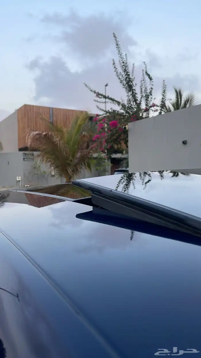 كرايسلر شبه مخزن لون كحلي 2