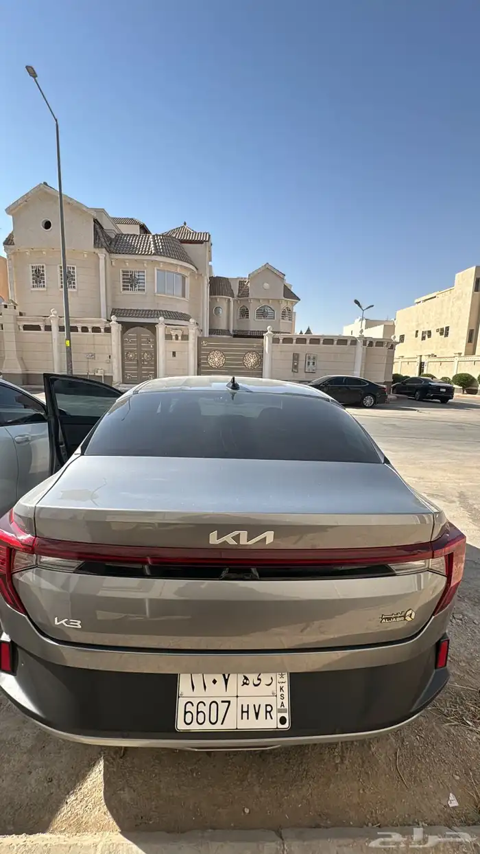 كيا K3 موديل 2024 وكالة   ممشى قليل ونظيفة جد ا 5