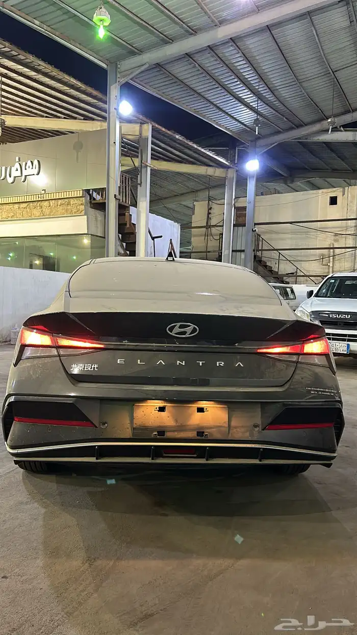 النترا 11