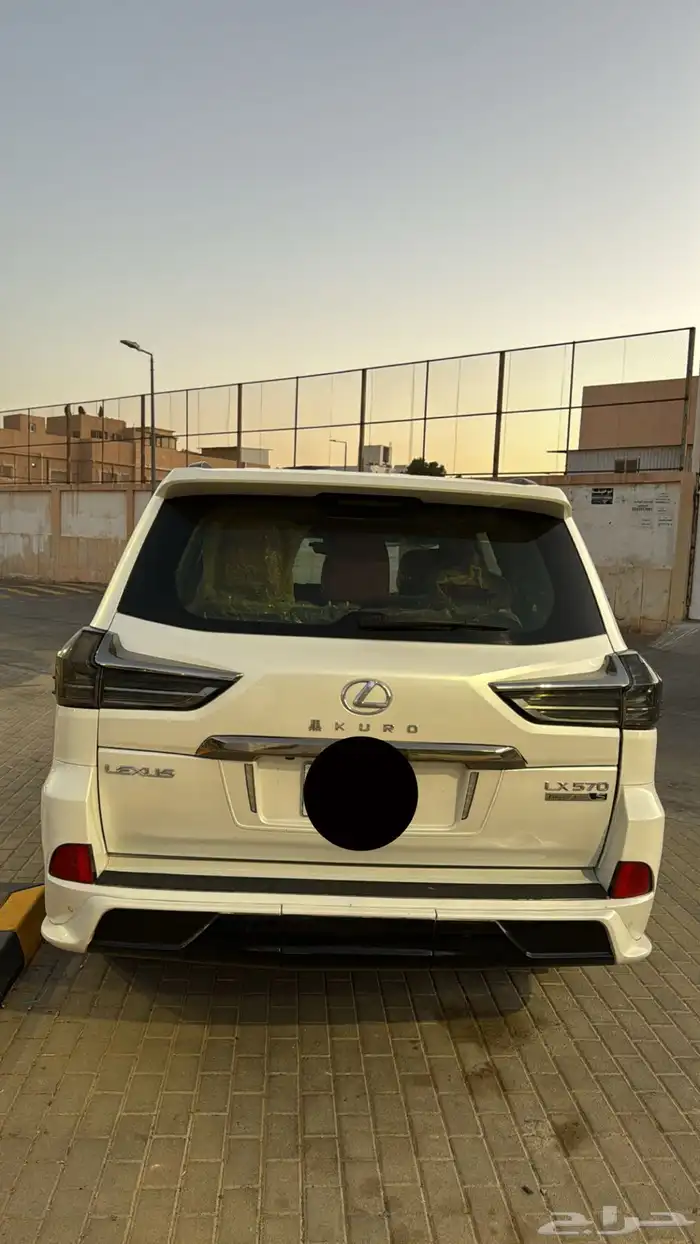 لكزز 2018فل كامل LX570 3