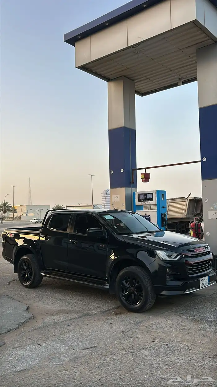 ايسوزو ديماكس 1
