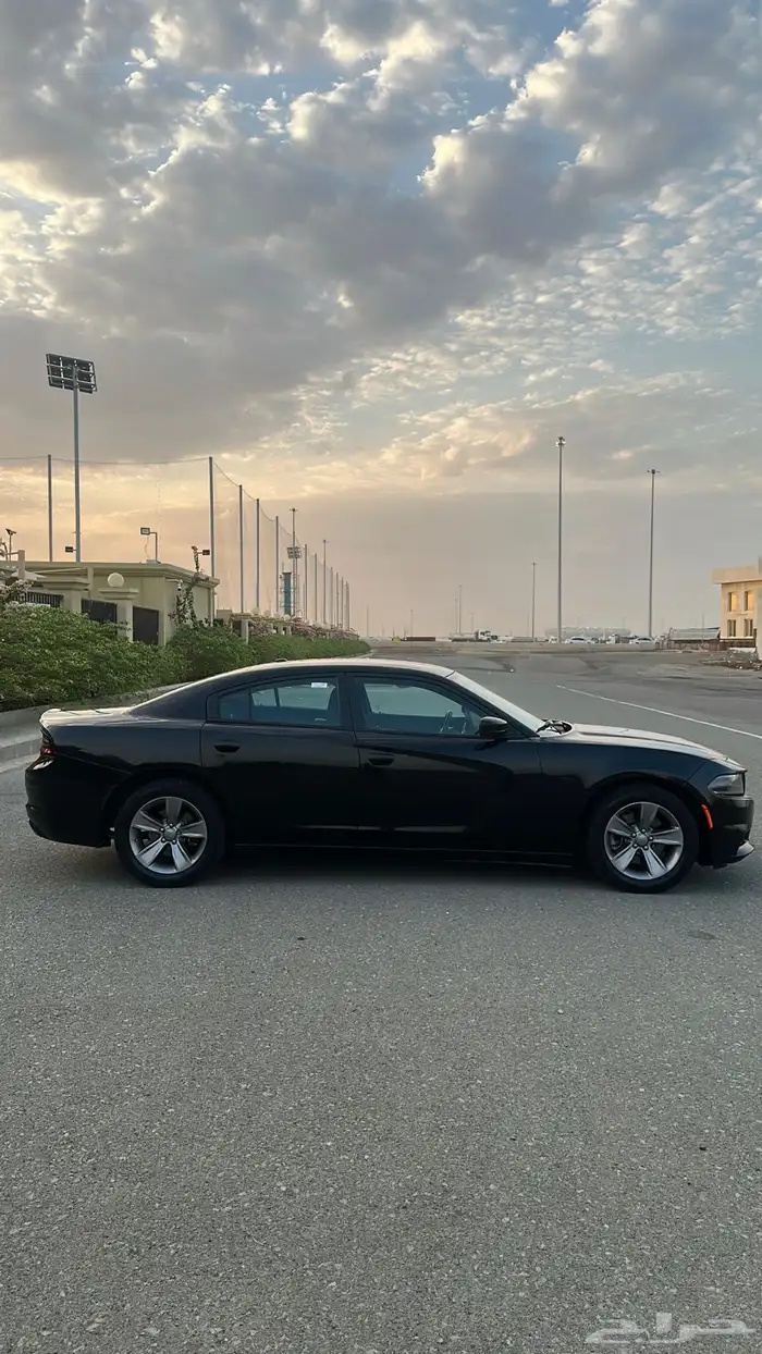 تشارجر 2018 - 6 سلندر SXT . 5