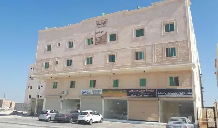 محل للايجار بحي القادسيه - الدمام 0