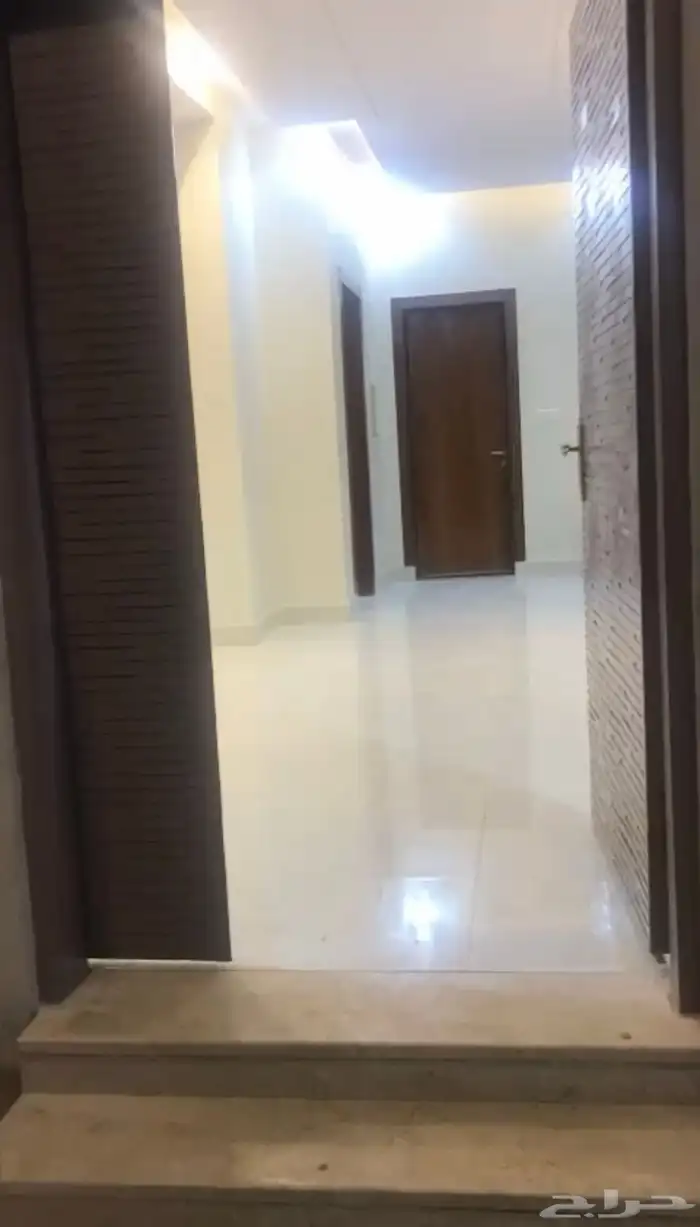 للبيع فيلا مميزة في الرمال 4