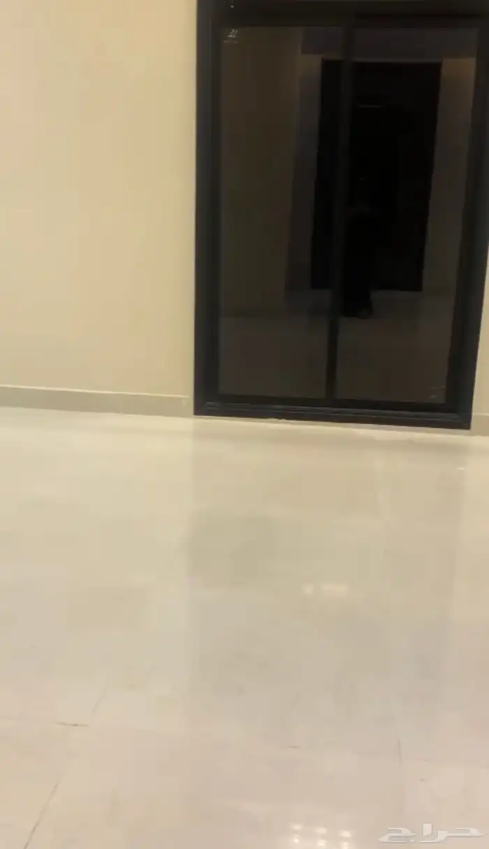 للبيع فيلا مميزة في الرمال 6