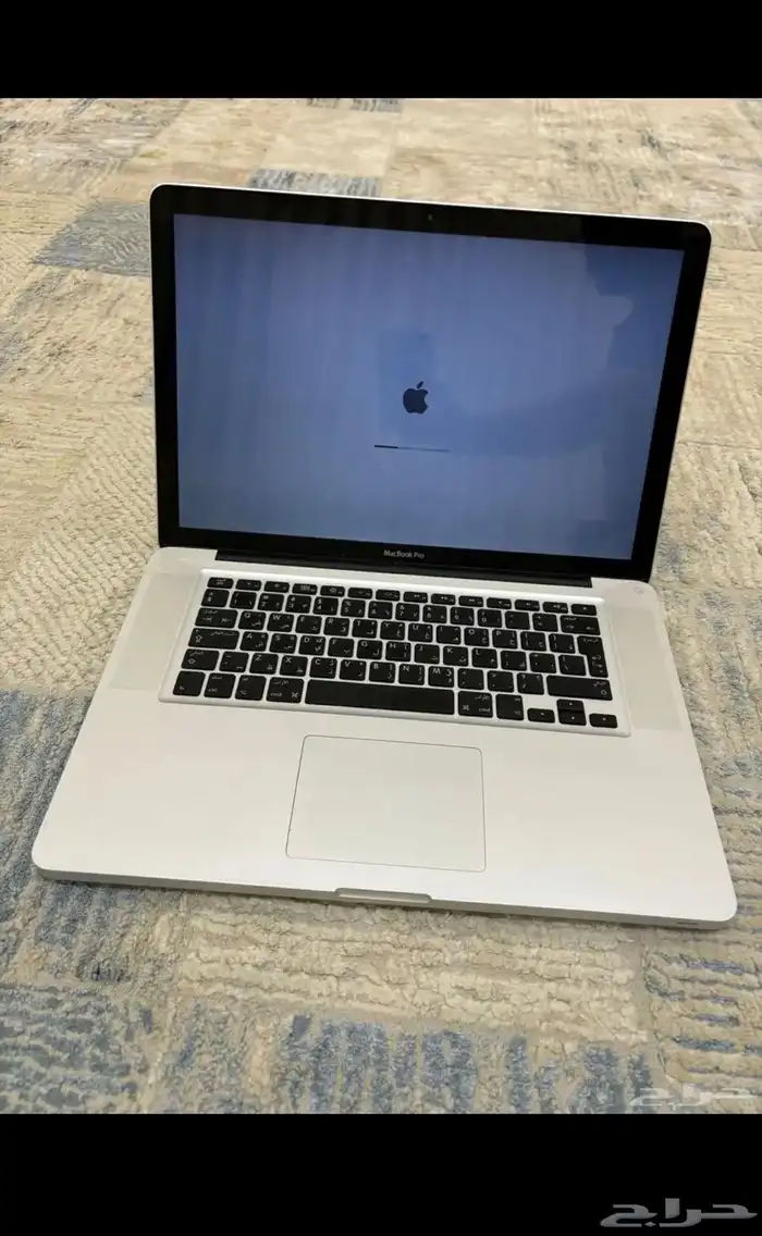 كمبيوتر ماك بوك برو اخو الجديد (MacBook Pro) 4
