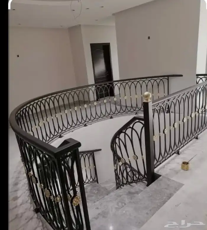 ابواب شبابيك حداده هناجر مظلات 12