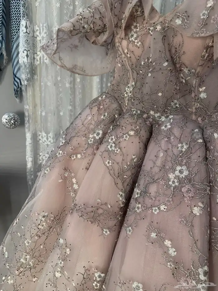 فستان سهره او ملكه جديد 4