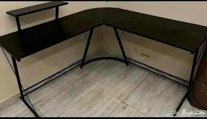 مكتب حرف L سليم 3