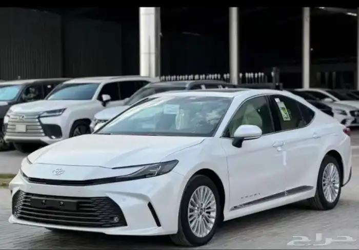 كامري LE 2025 سعودي السعر 123.000 0