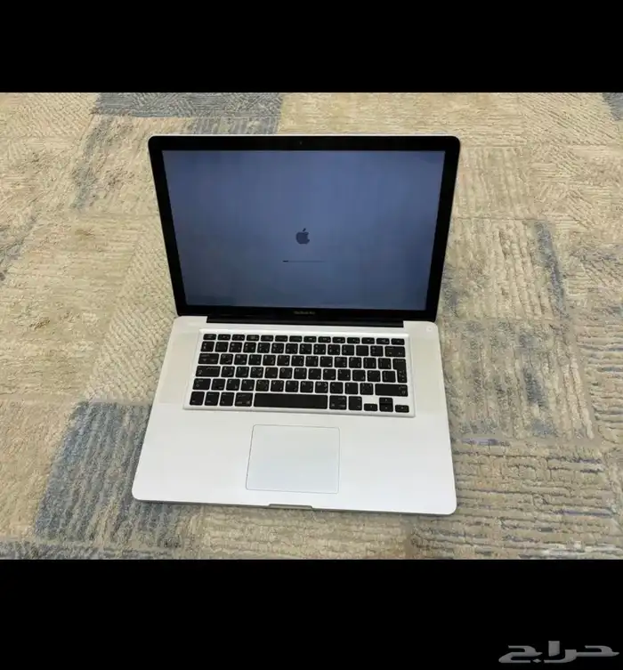 كمبيوتر ماك بوك برو اخو الجديد (MacBook Pro) 3