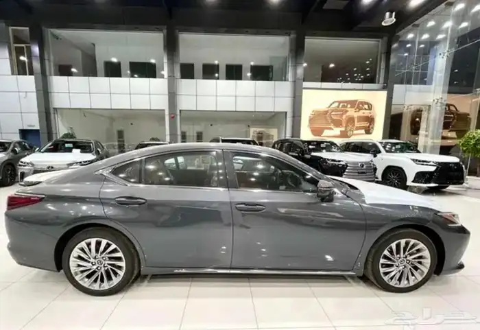 لكزس ES350 عبدالطيف جميل 2025 اقل سعر 2