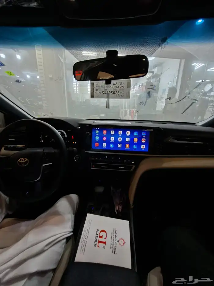 شاشة كامري 2025 4