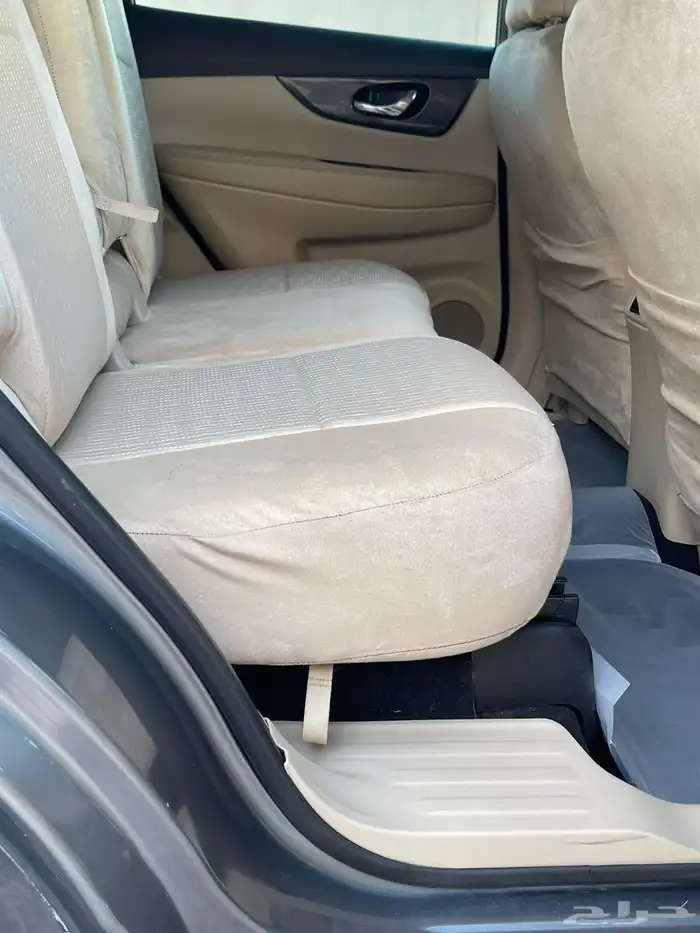 نيسان اكس تريل 10