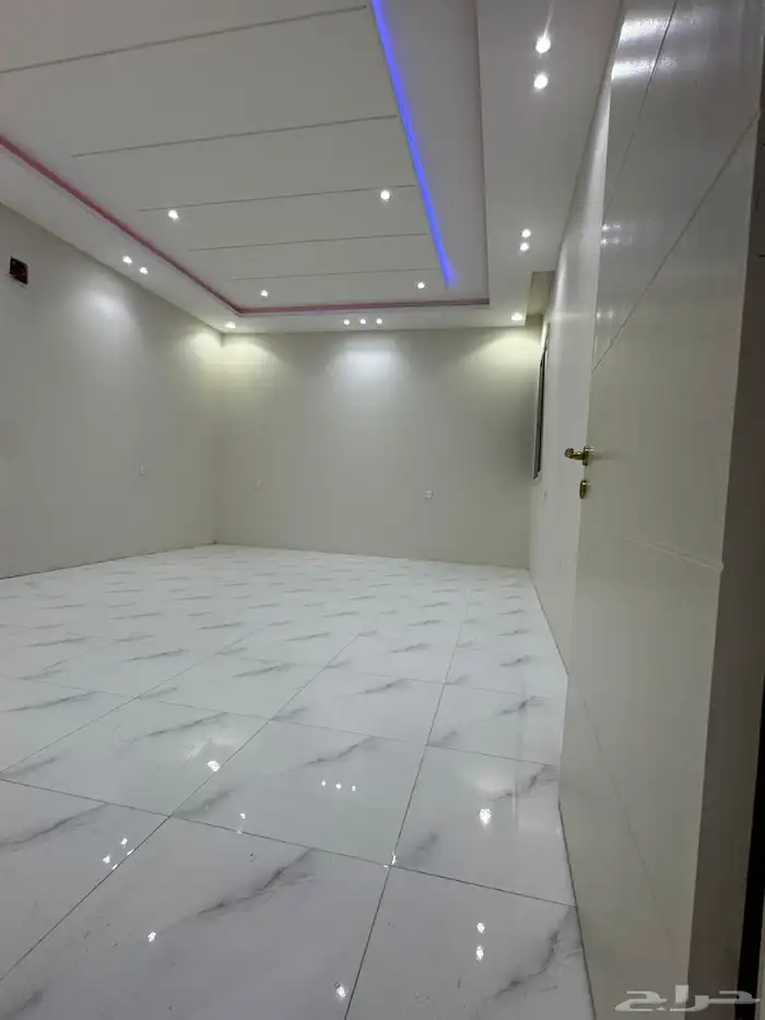 دور ارضي للايجار 20