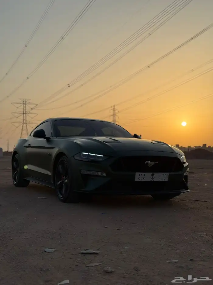 موستنج GT Premium موديل 2022 اللون الاخضر النادر شبه جديده 0