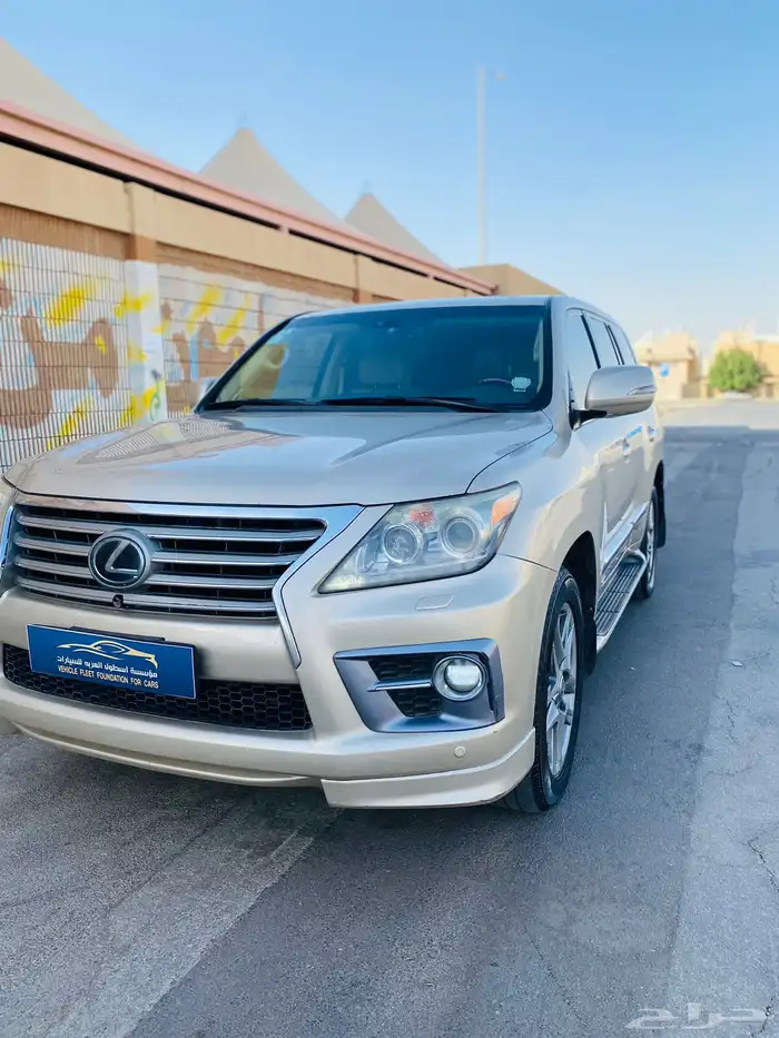 لكزس LX570 سبورت 4