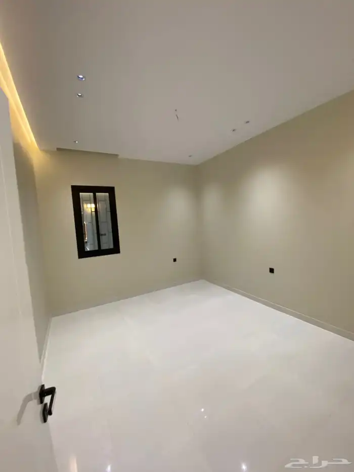 فلا للبيع 2
