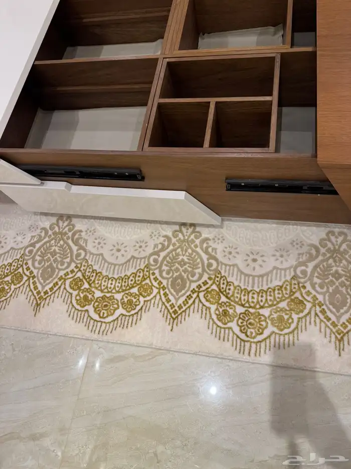 طاولة مجلس نظيفه 2