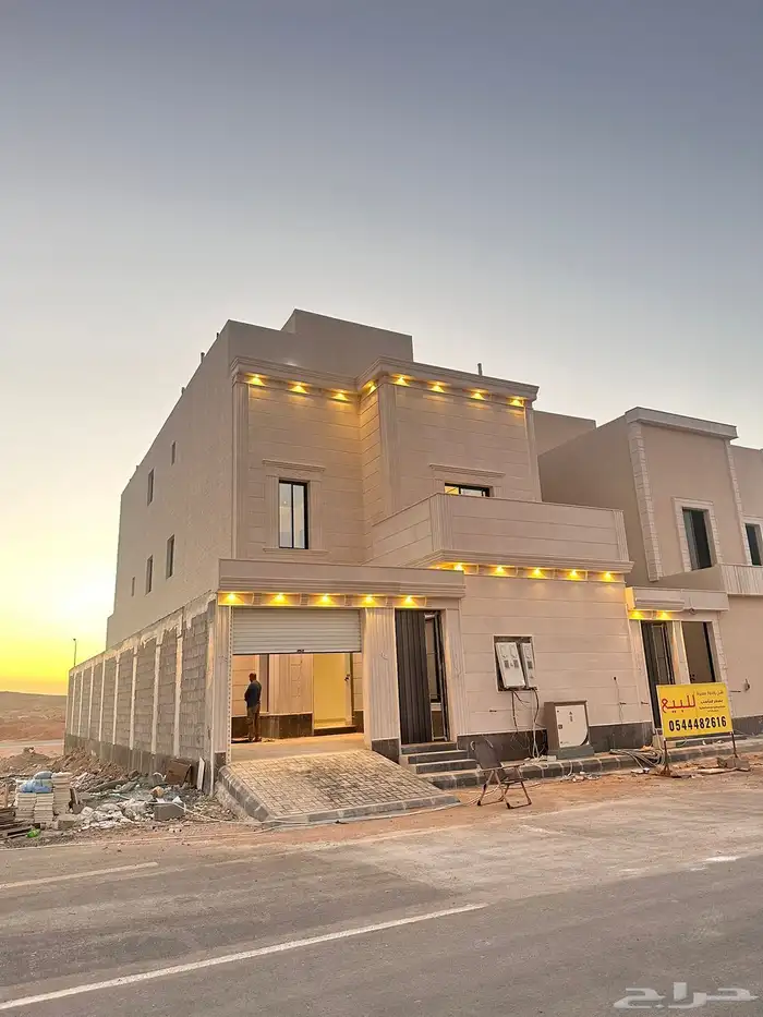 دور أرضي للبيع بحي المرجان 0