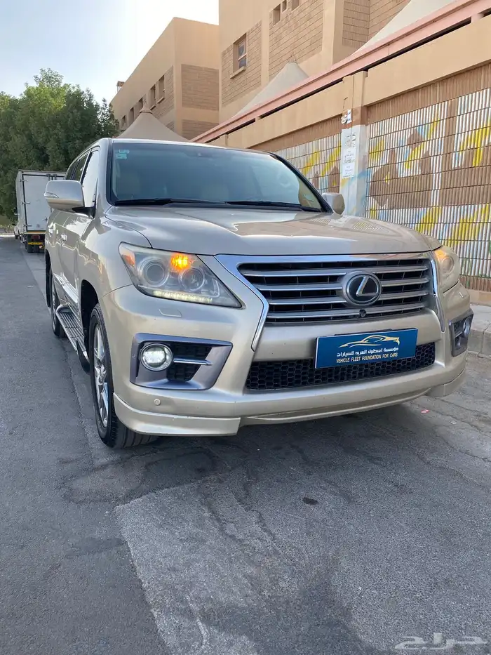 لكزس LX570 سبورت 17