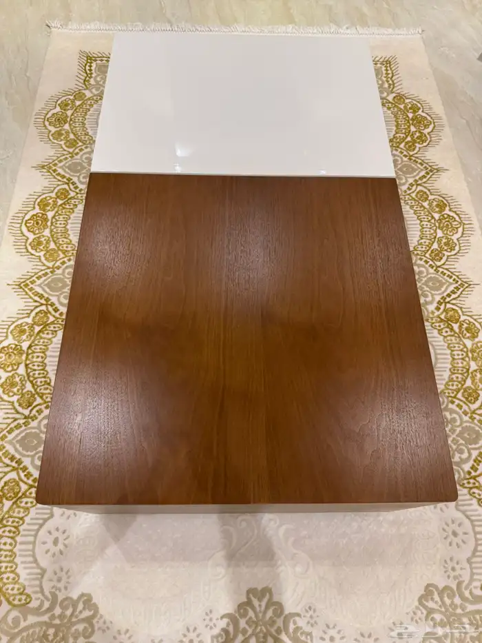طاولة مجلس نظيفه 0