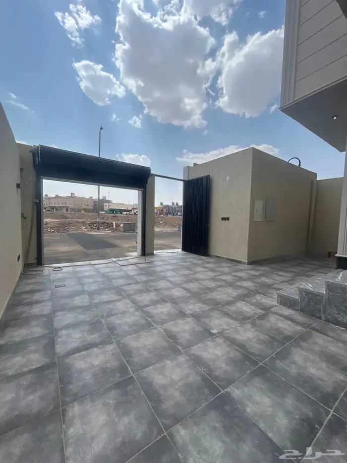 فيلا مستقلة للبيع في حي باقدو مساحة ارض 300 متر 21