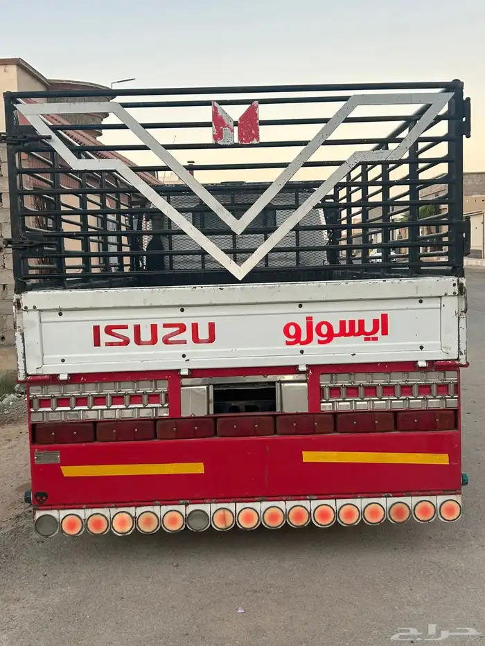 للبيع صندوق دنا نضيف بدروجه وعلا اشرط 0