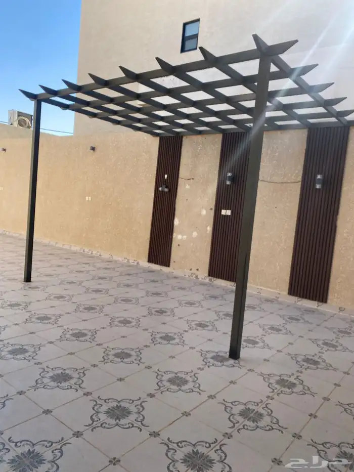 مظلة حديد للبيع 0