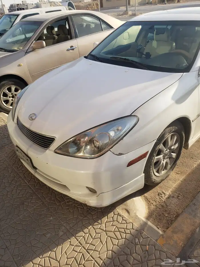 للبيع ليكزس es300 موديل 2005 4