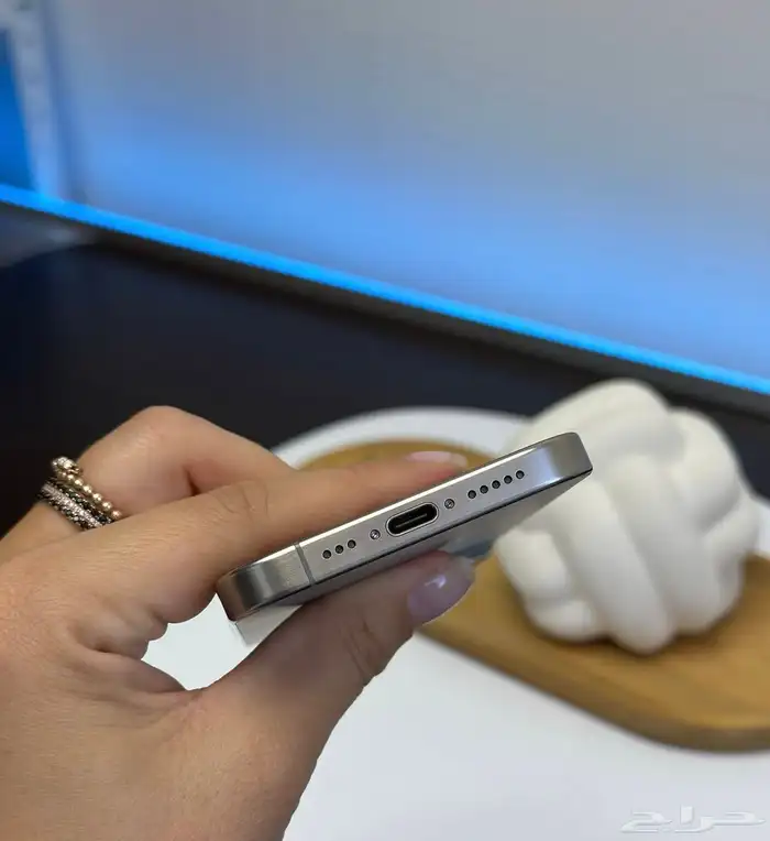 ايفون16 برو 256 4