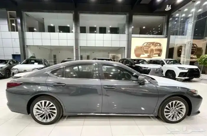لكزس ES350 CC موديل 2025 اقساط بنوك عبدالطيف 9