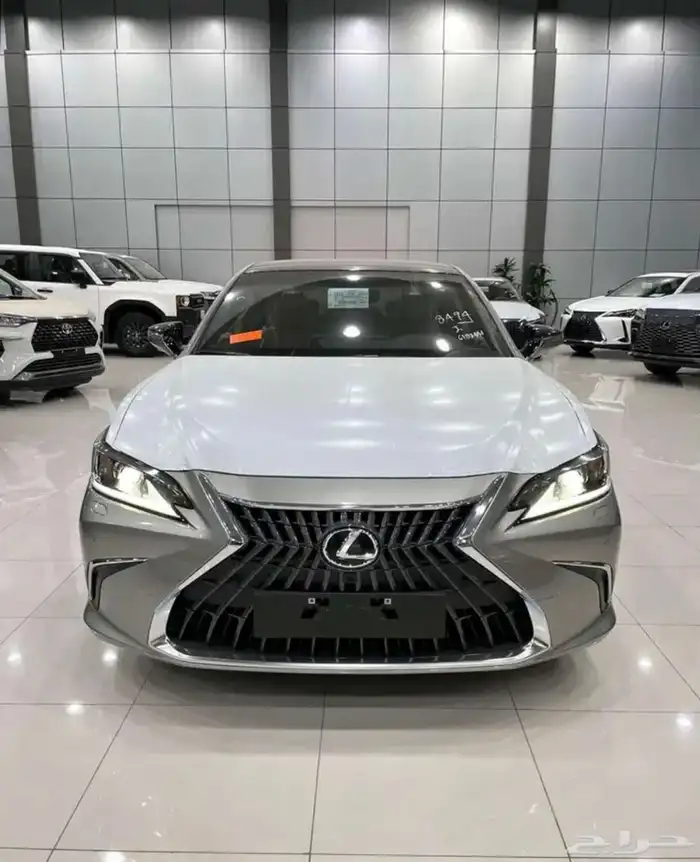 لكزس ES350 عبدالطيف جميل 2025 اقل سعر 8