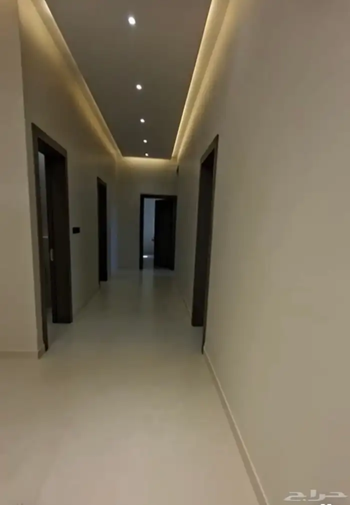 شقة سكنية للبيع   ابها حي الروابي  المحاله 4