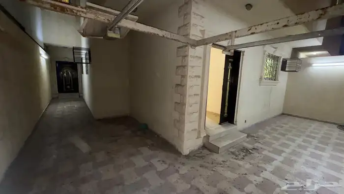 فيلا للبيع حي العريجاء الغربي 12