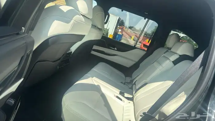 لكزس LX600موديل 2025في دبي 7