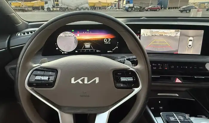 كيا K8 2022 ( بنزين ) فل كامل بدون بانوراما شبه جديدة للبيع 20