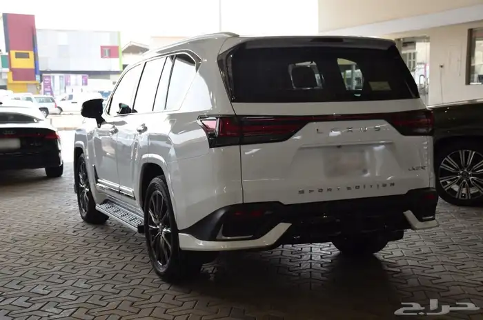 لكزس LX 600 F 2024 بريمي 3