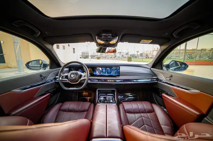 BMW 735 - 2024 بي ام دبليو 42