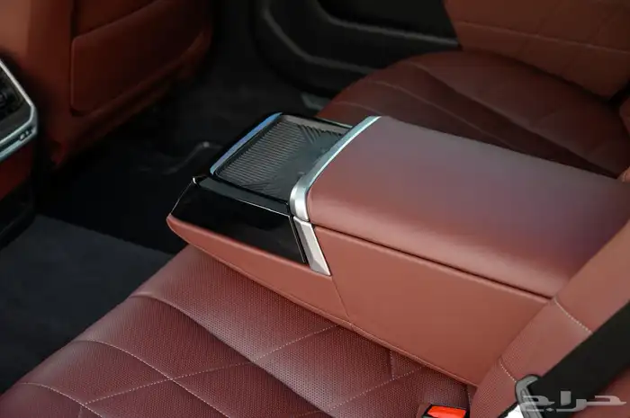 BMW 735 - 2024 بي ام دبليو 17