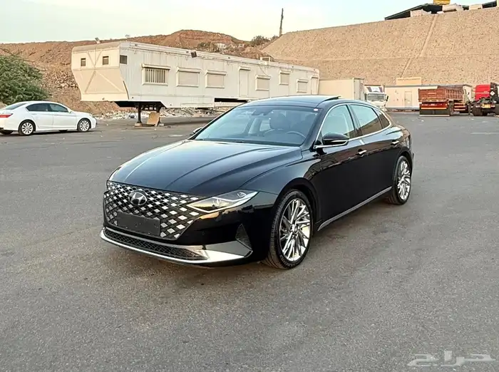هونداي ازيرا 2021 ( بنزين ) فل كامل شبه جديدة للبيع 0